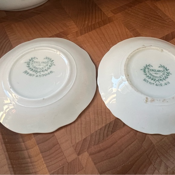 Set of 2 Antique W.H. Grindley & Co. ironstone butter pats - Picture 4 of 4